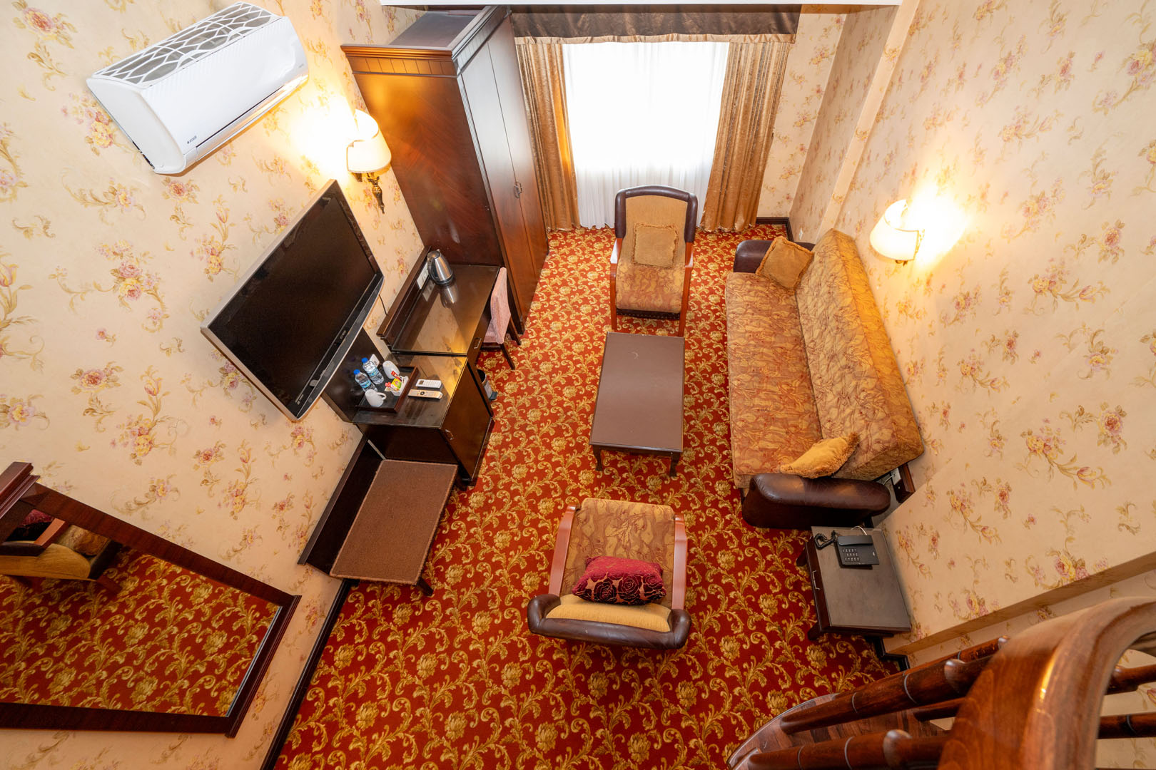 Duplex Suite Room (7)